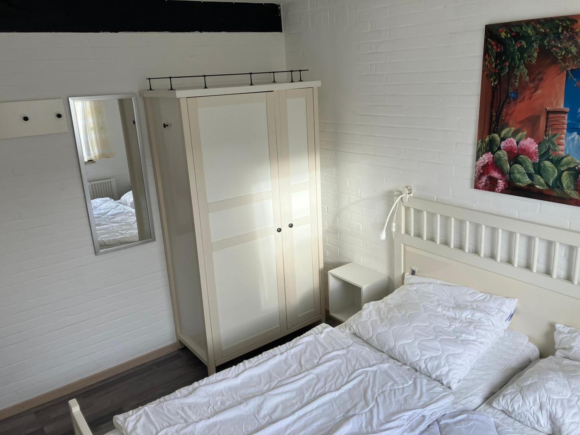 Schoenes Ferienhaus In Tossens Mit Schoenem Garten Бутадинген Екстериор снимка