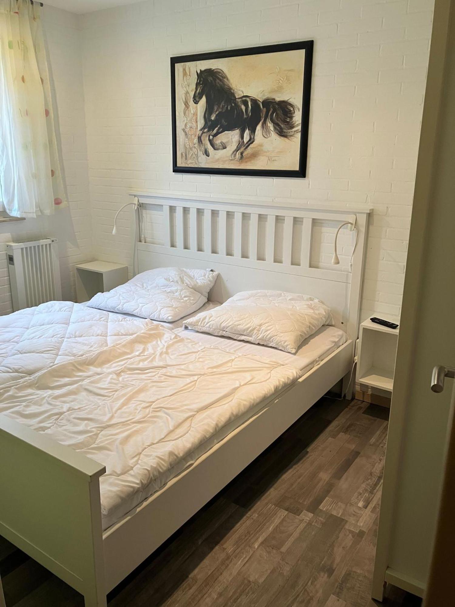 Schoenes Ferienhaus In Tossens Mit Schoenem Garten Бутадинген Екстериор снимка